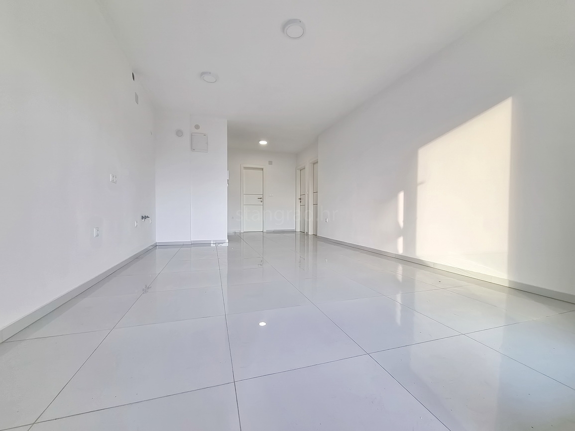 Crikvenica, stanovanje v 1. nadstropju novogradnje s pogledom na morje!