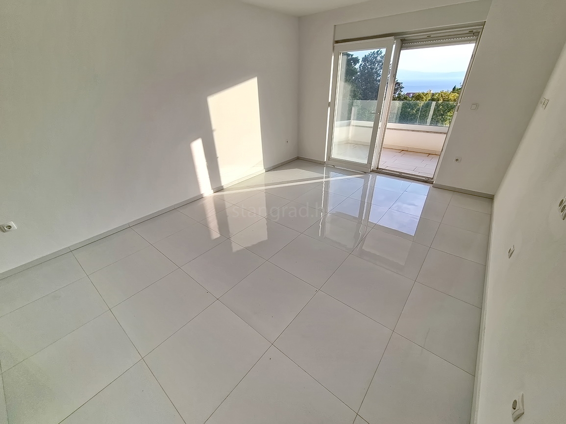 Crikvenica, stanovanje v 1. nadstropju novogradnje s pogledom na morje!