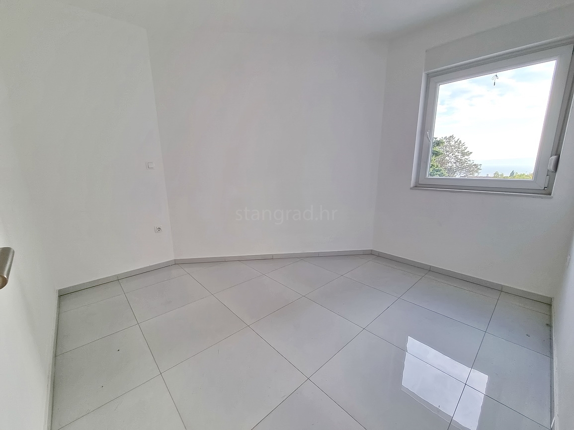 Crikvenica, stanovanje v 1. nadstropju novogradnje s pogledom na morje!