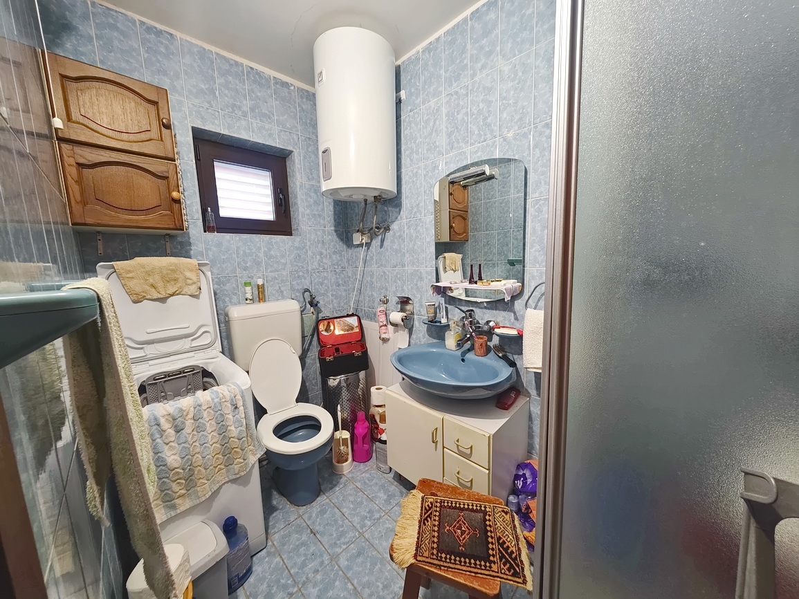 Malinska, dvonadstropno stanovanje v bližini morja!