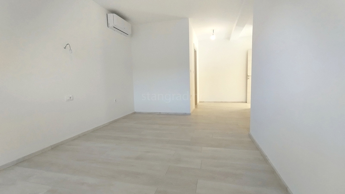 Okolica Crikvenice, novi trisobni stan v prvem nadstropju!