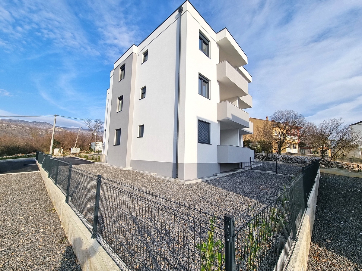 Novi Vinodolski, novo dvosobno stanovanje 2. nadstropje z razgledom!