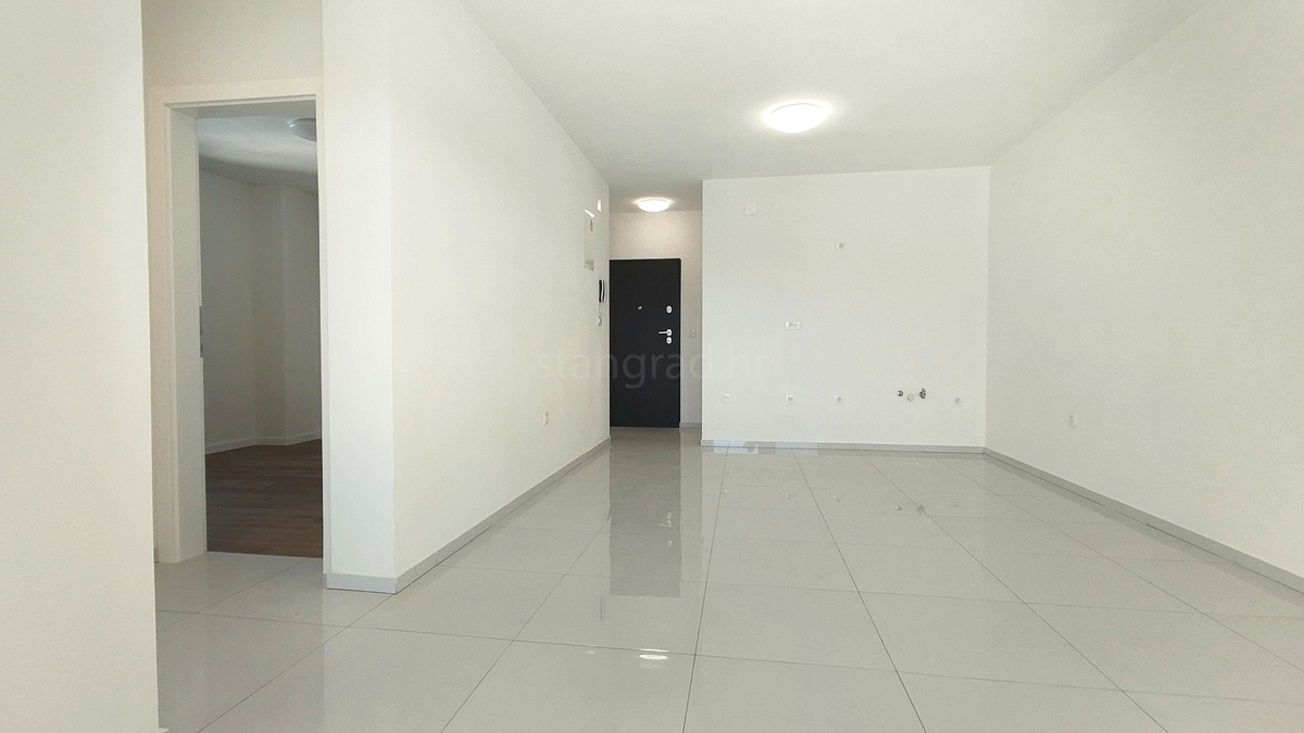 Novi Vinodolski, novo dvosobno stanovanje 2. nadstropje z razgledom!