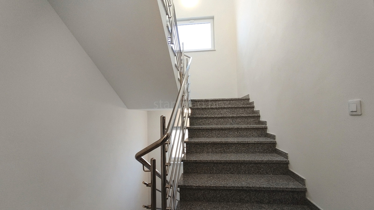 Novi Vinodolski, novo dvosobno stanovanje 2. nadstropje z razgledom!