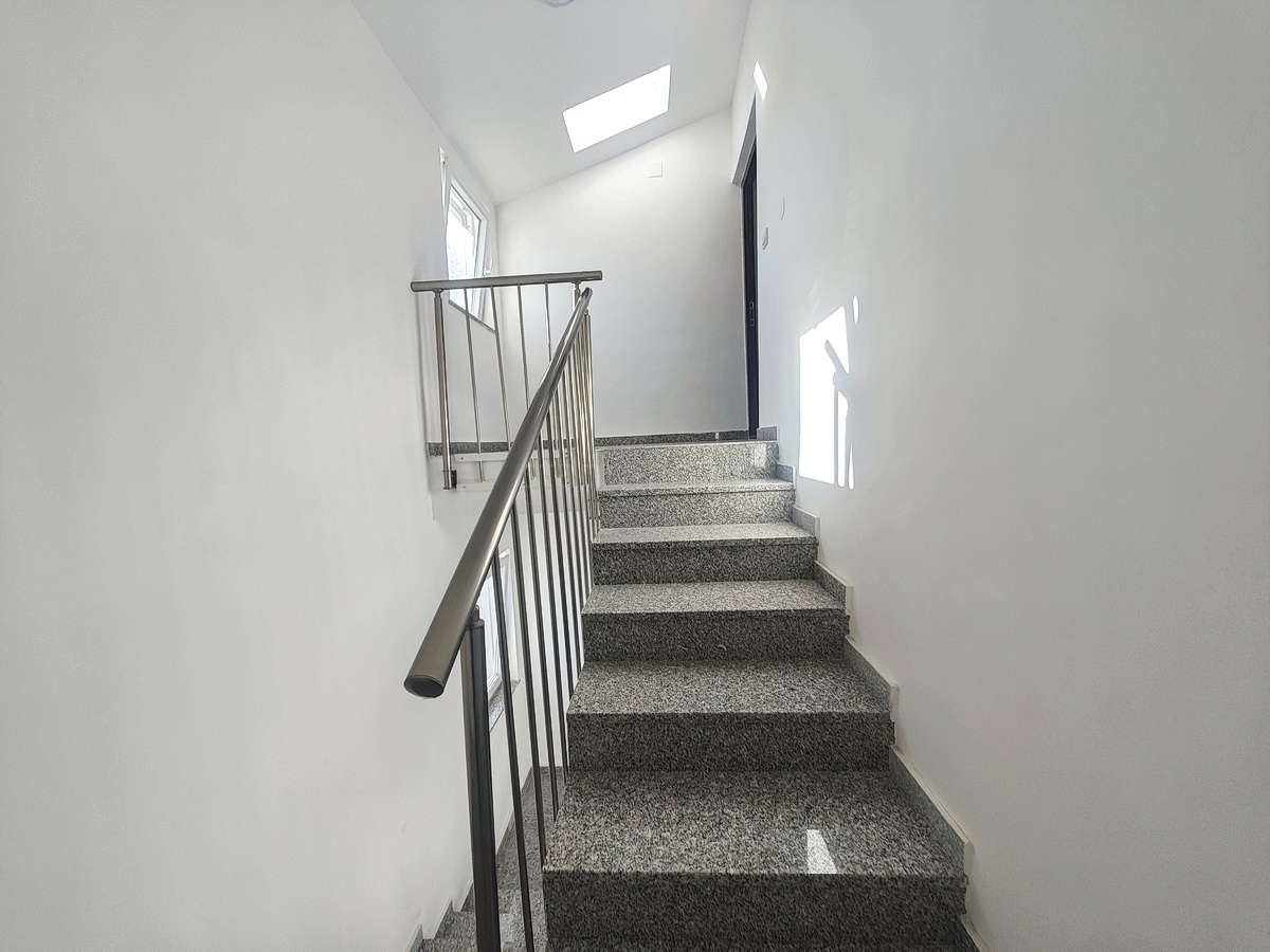 Šilo, prodaja, stanovanje v drugem nadstropju na odlični lokaciji blizu morja