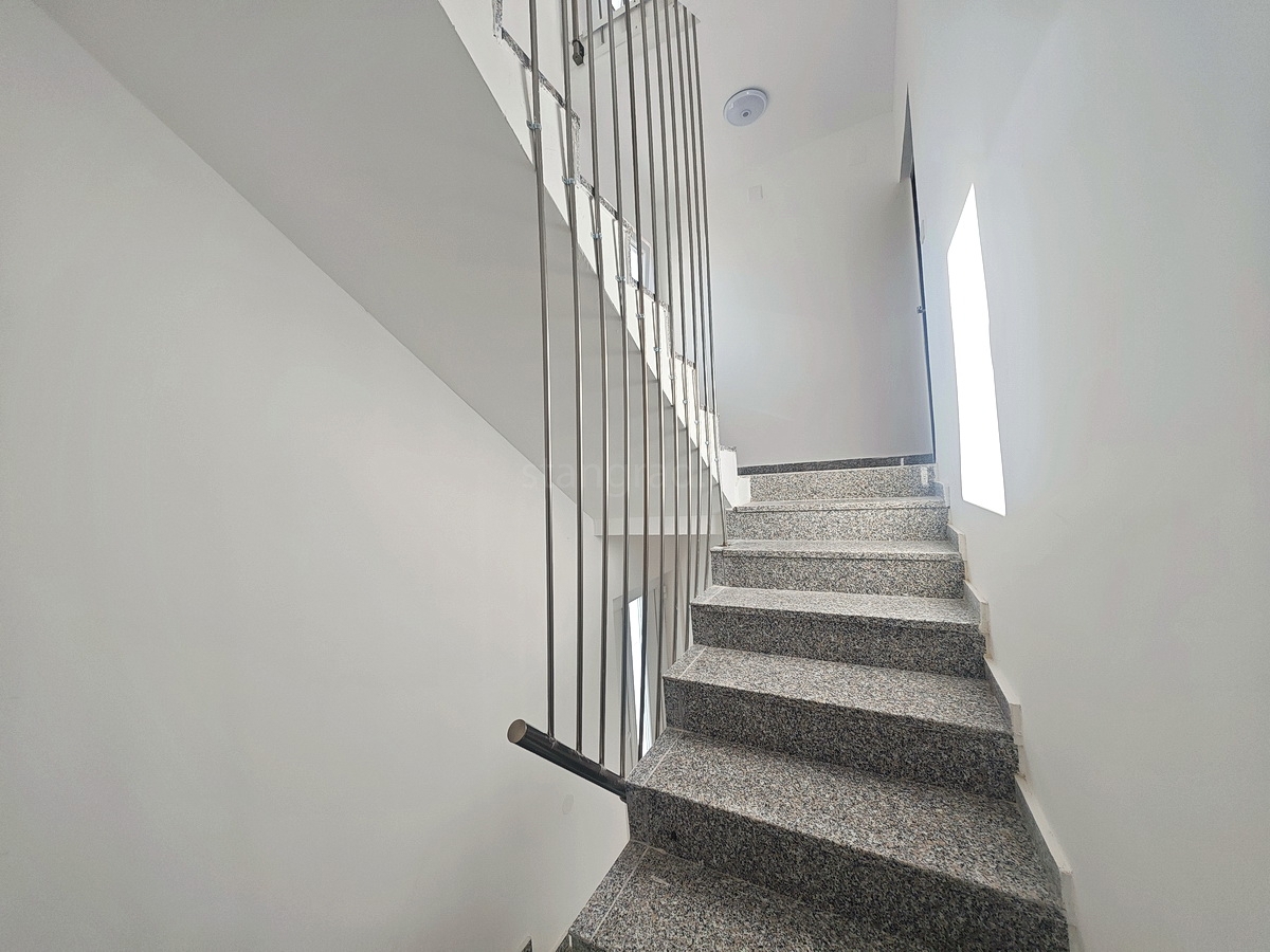 Šilo, prodaja, stanovanje v drugem nadstropju na odlični lokaciji blizu morja