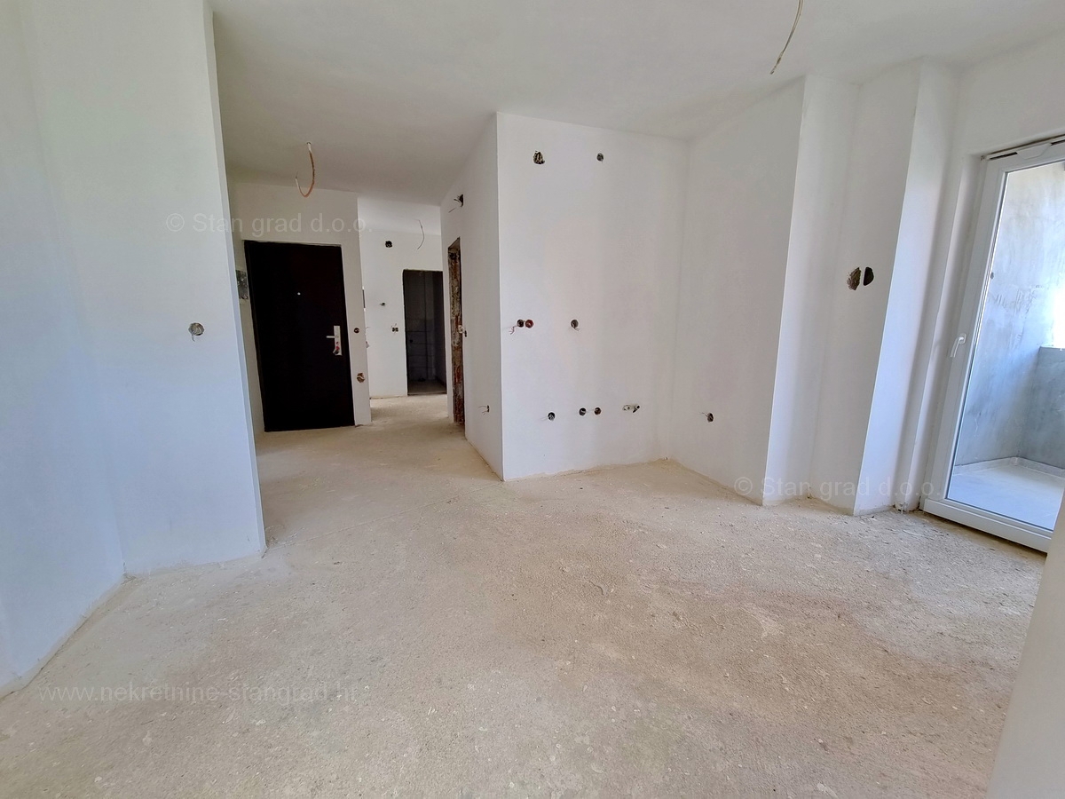 Šilo, prodaja, apartma v prvem nadstropju, le 150 m od morja!