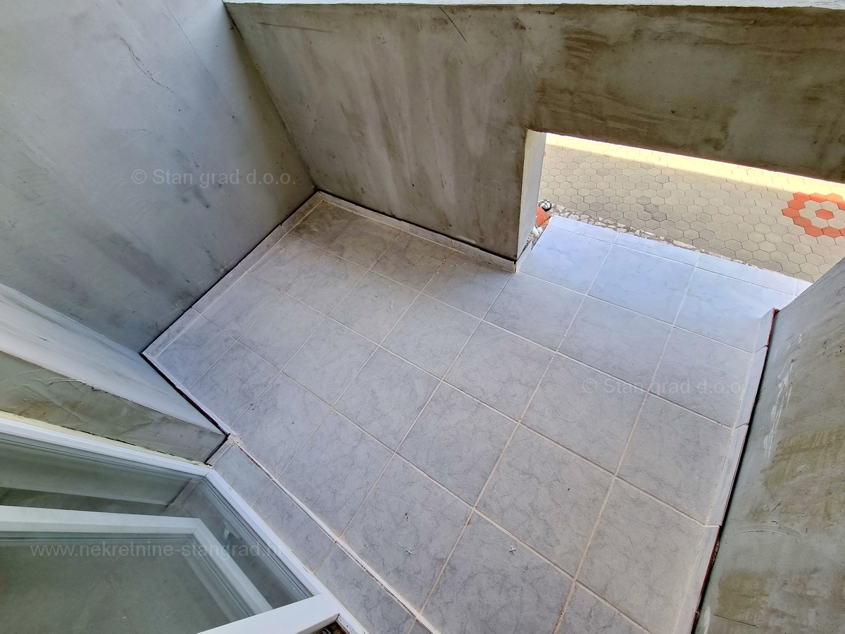 Šilo, prodaja, apartma v prvem nadstropju, le 150 m od morja!