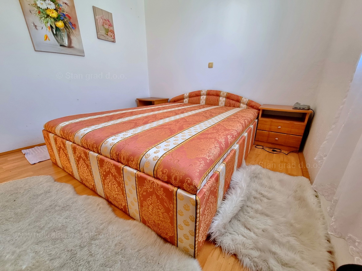 Malinska, prodaja dvoetažni apartma na atraktivni lokaciji, 400 m od morja!