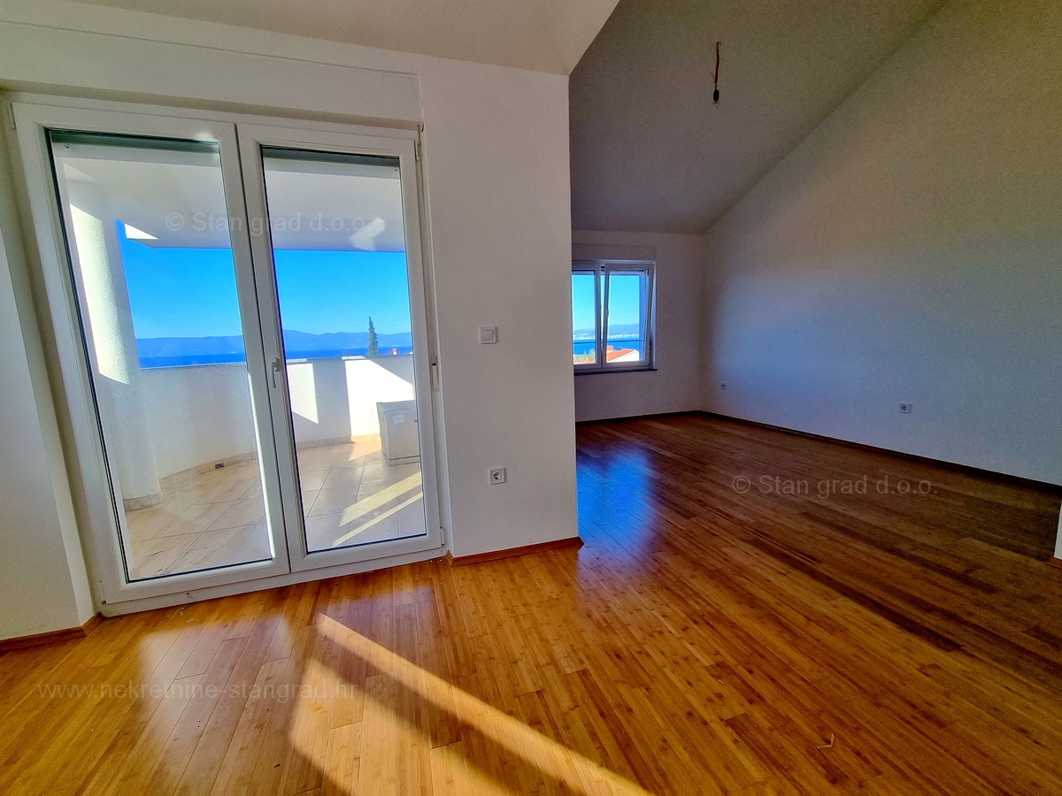 Malinska, nov apartma s panoramskim pogledom na morje