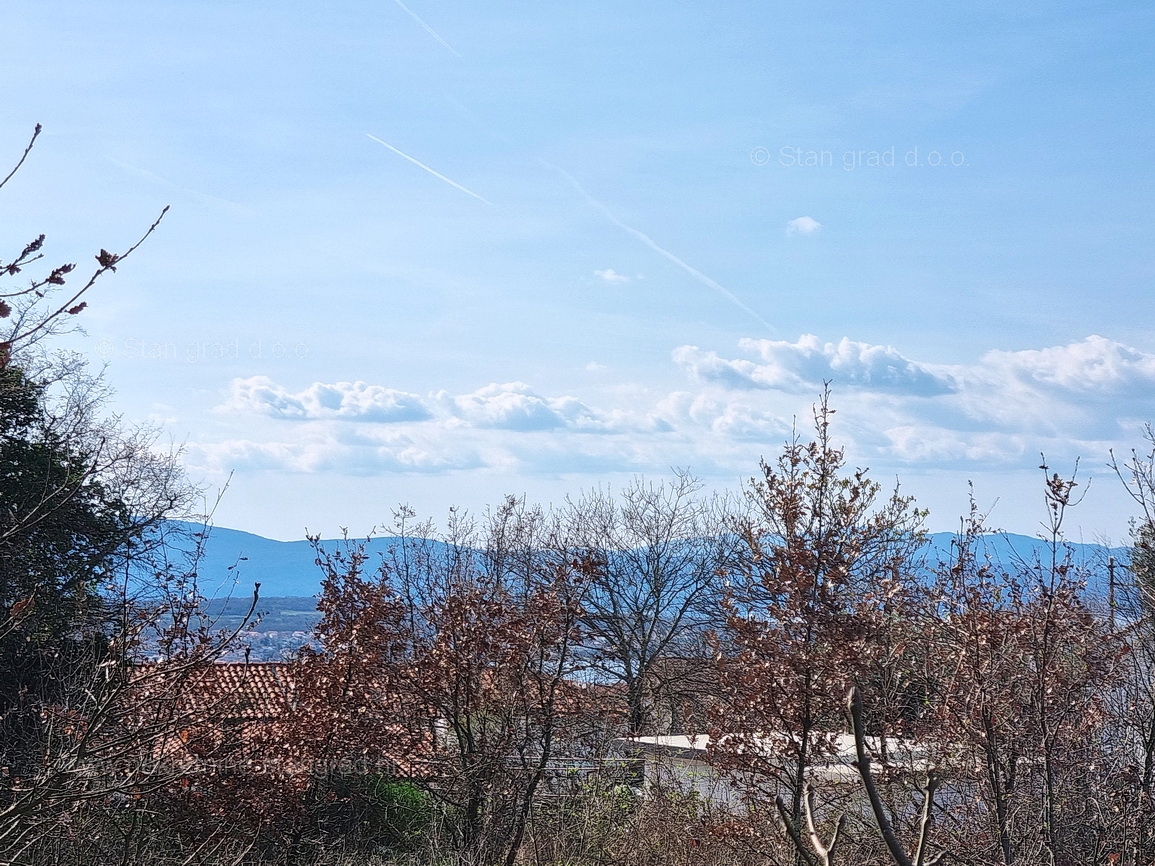 Malinska, gradbeno zemljišče s pogledom na morje, prodaja!