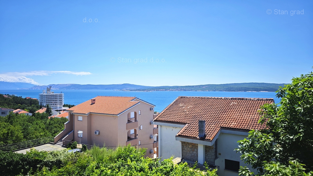 Crikvenica, apartmajska hiša z odprtim pogledom na morje!