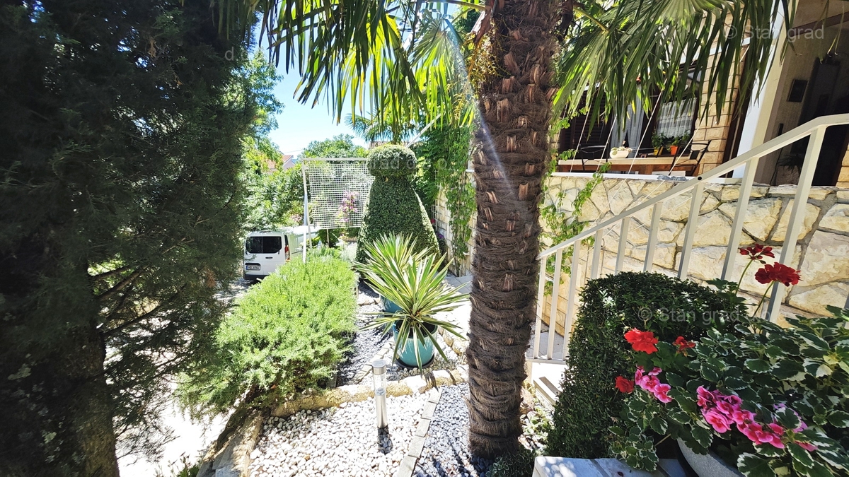 Crikvenica, apartmajska hiša z odprtim pogledom na morje!