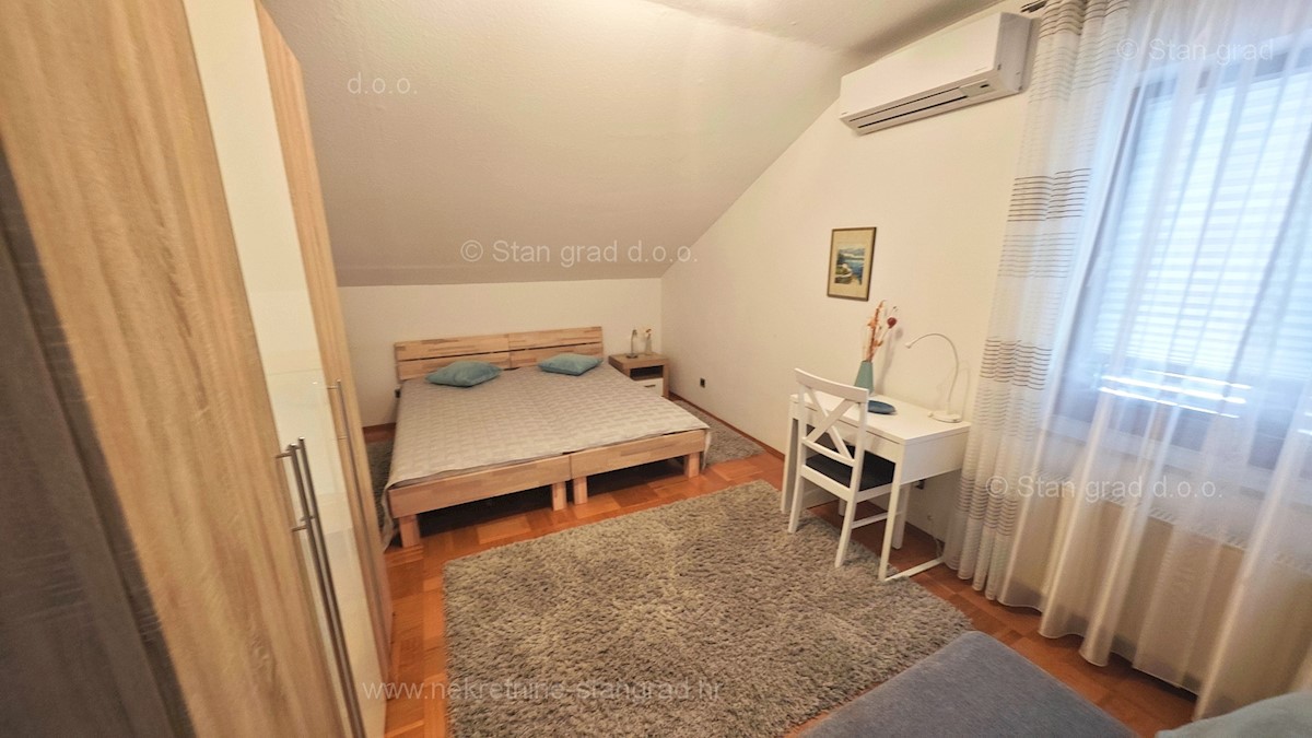 Crikvenica, apartmajska hiša z odprtim pogledom na morje!