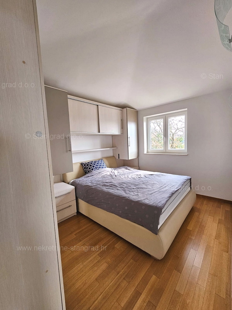 Malinska, dvoetažni apartma z odprtim pogledom na morje!