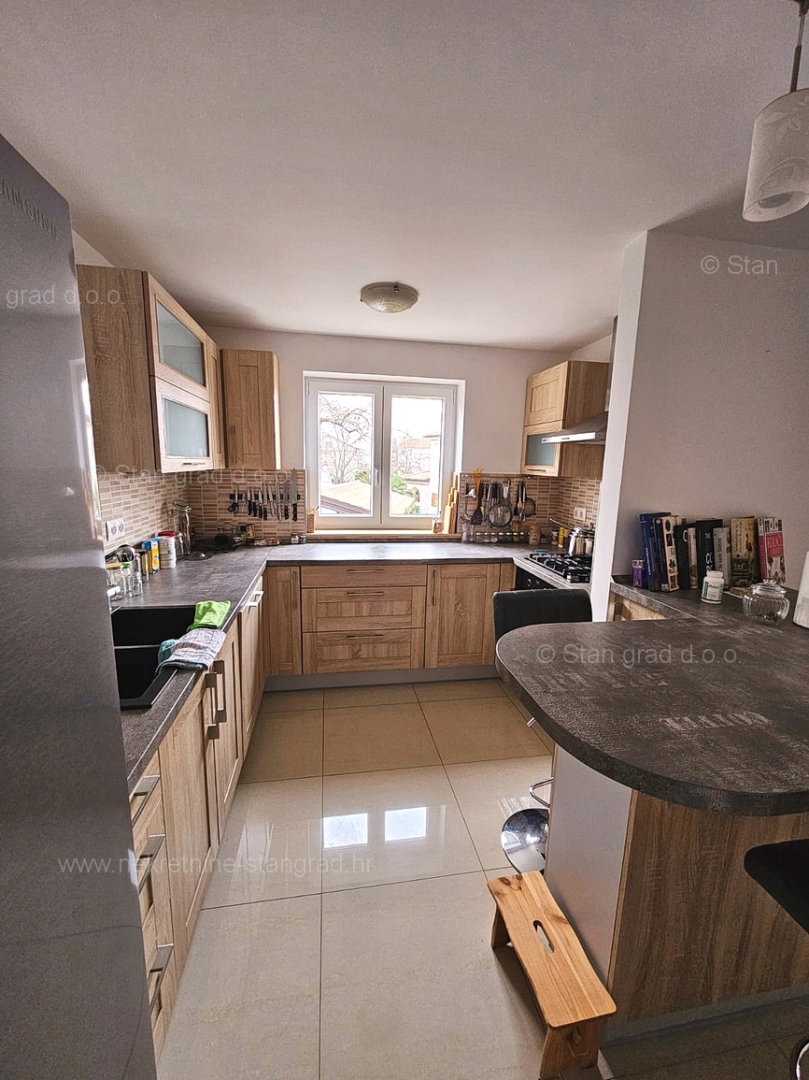 Malinska, dvoetažni apartma z odprtim pogledom na morje!