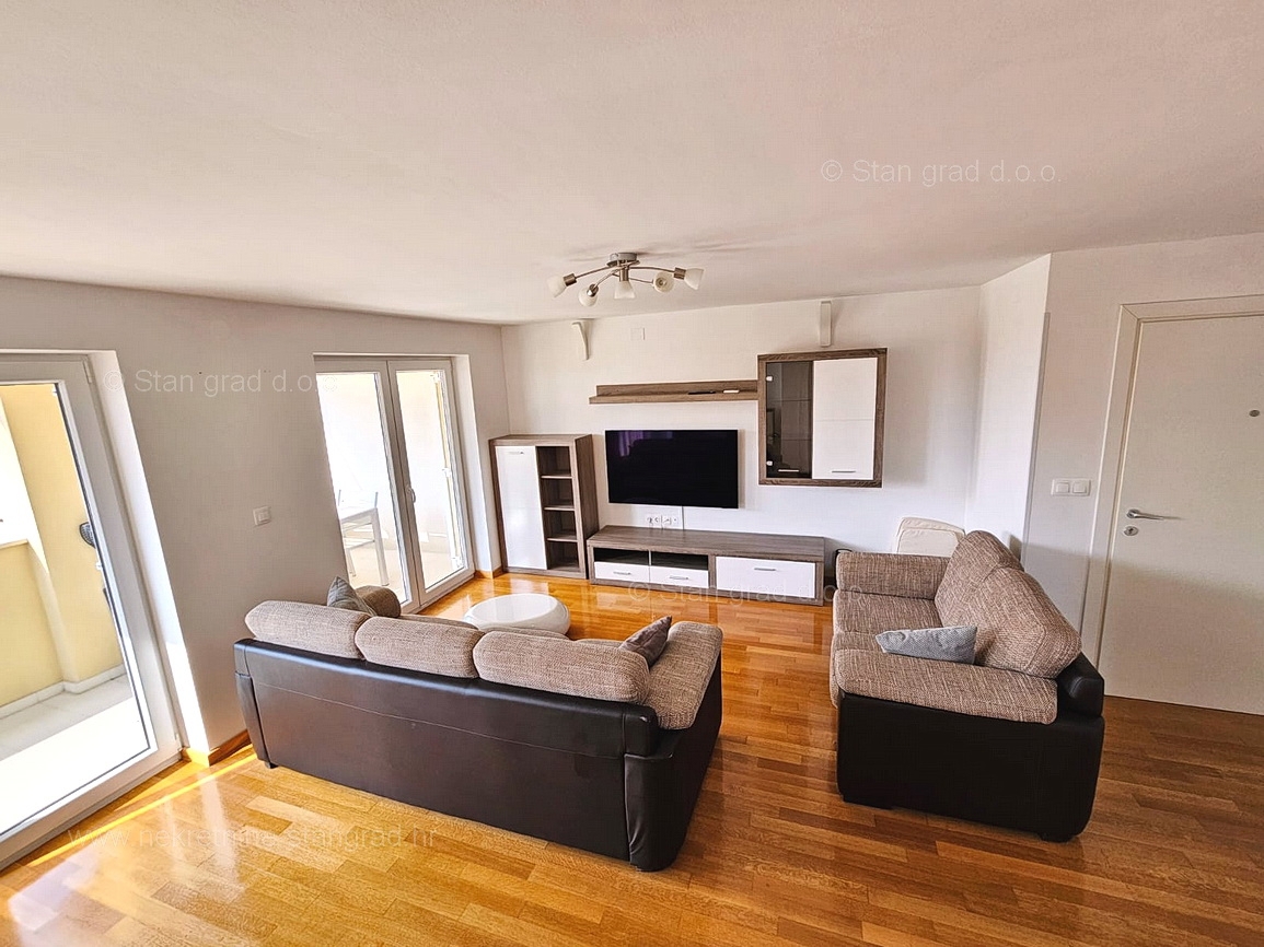 Malinska, dvoetažni apartma z odprtim pogledom na morje!
