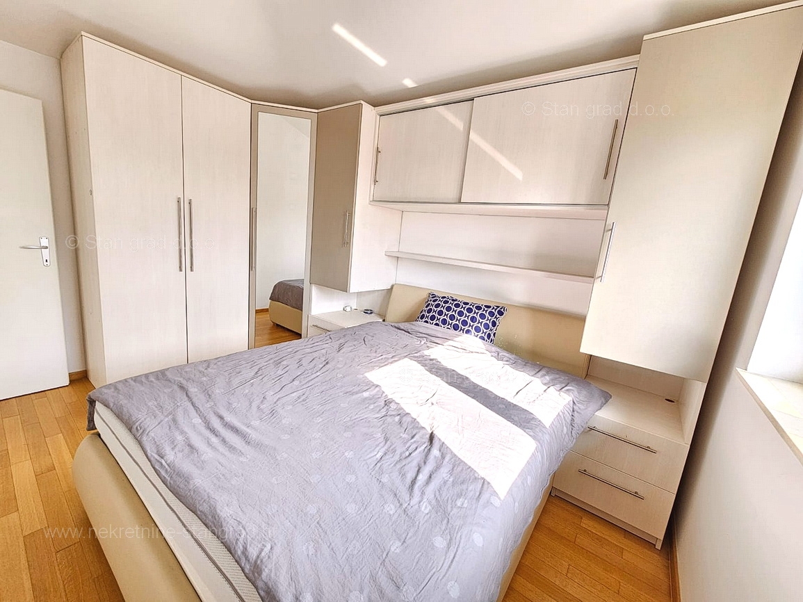Malinska, dvoetažni apartma z odprtim pogledom na morje!