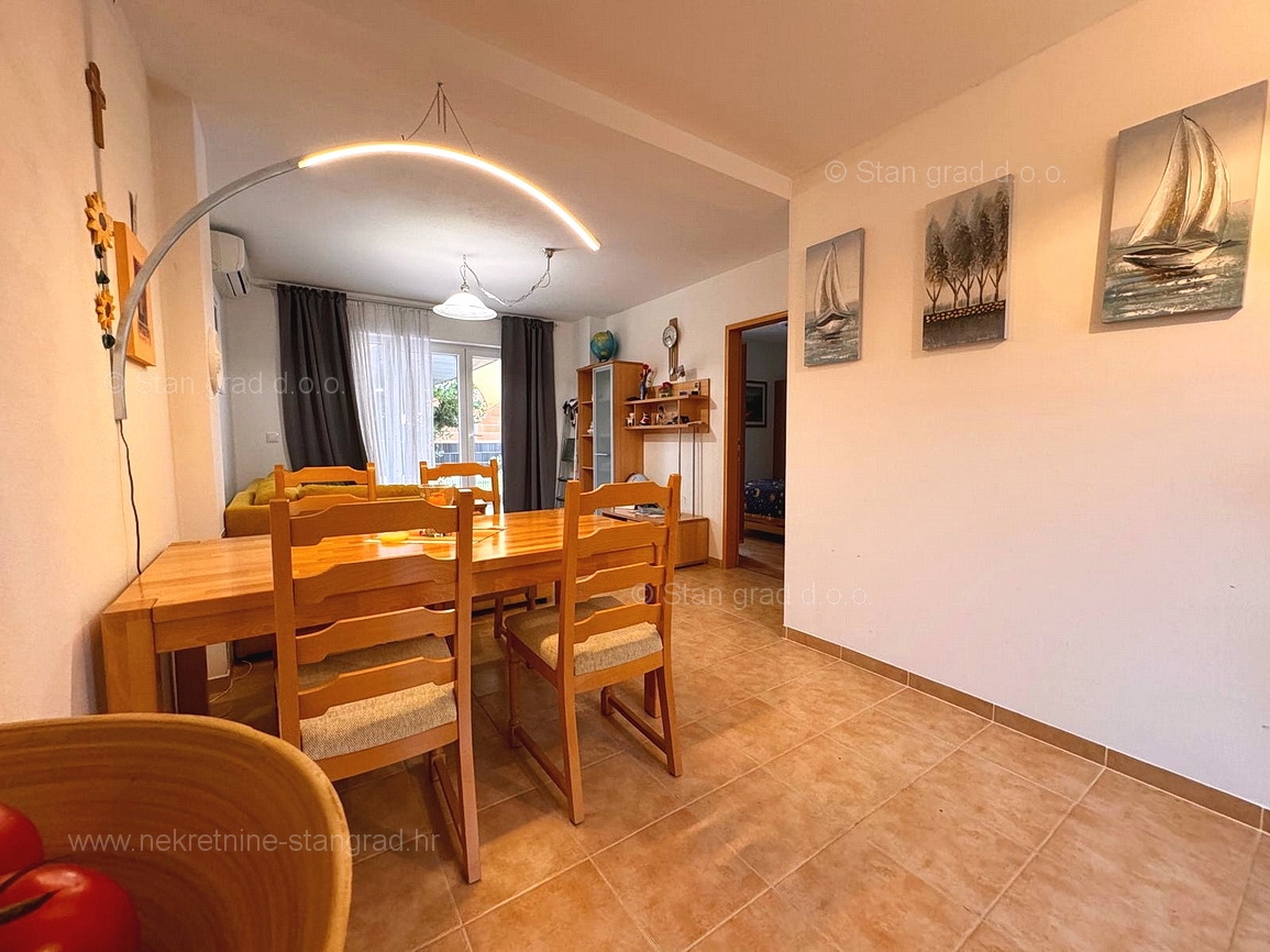 Okolica Baške, dva apartmaja na mirni lokaciji!