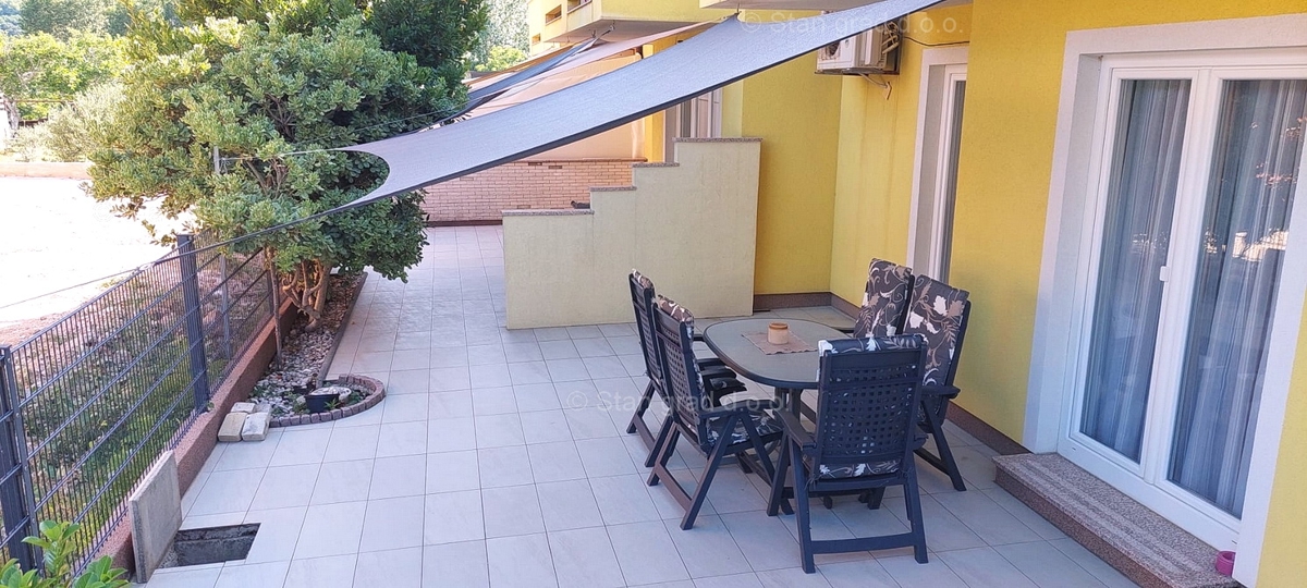 Okolica Baške, dva apartmaja na mirni lokaciji!