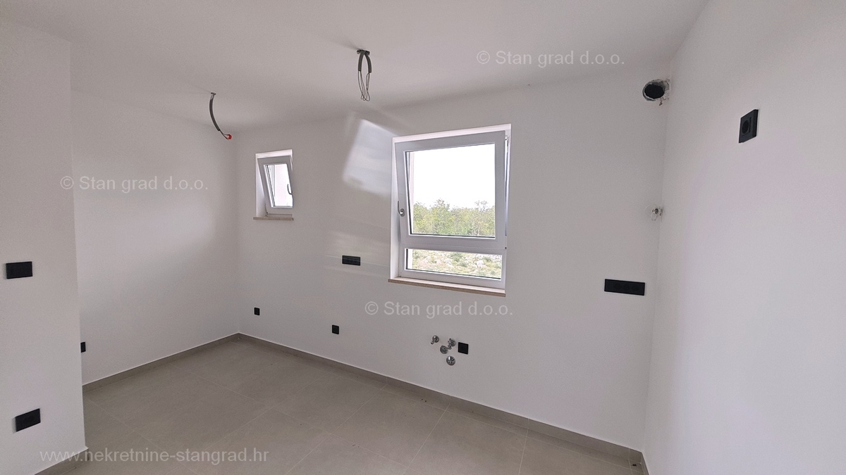 Malinska, dva apartmaja na mirni lokaciji!