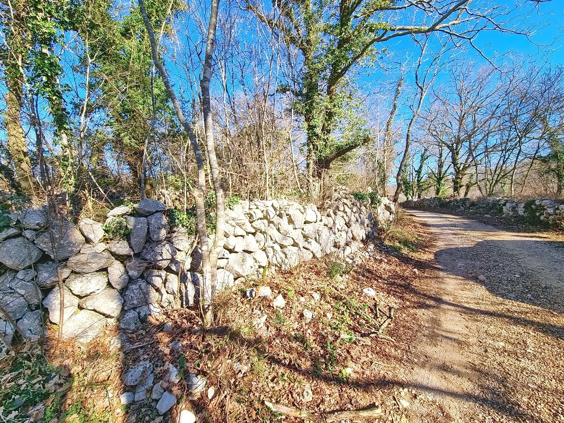 Malinska, zazidljivo zemljišče na odlični lokaciji!