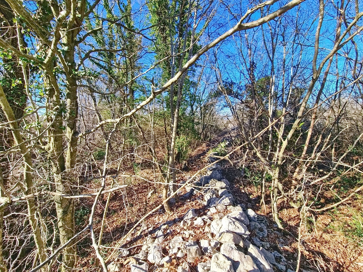 Malinska, zazidljivo zemljišče na odlični lokaciji!