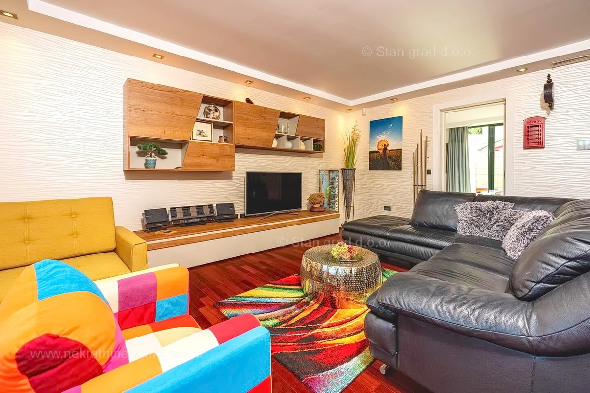 Malinska, luksuzen apartma z vrtom blizu morja!