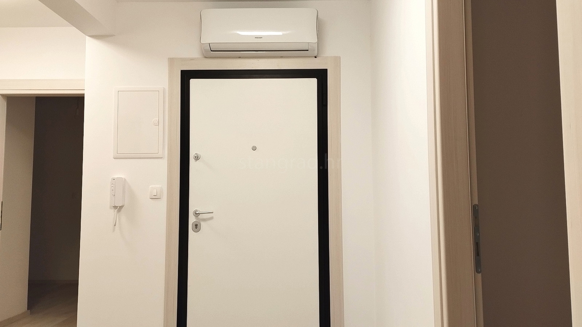 Okolica Crikvenice, novi trisobni stan v prvem nadstropju!