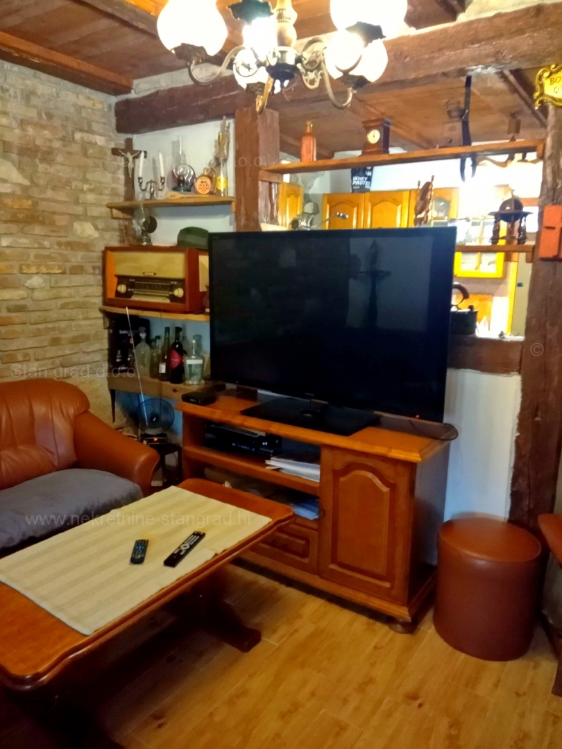 Novi Vinodolski, Tribalj, obnovljena kamnita hiša, PRODAMO!