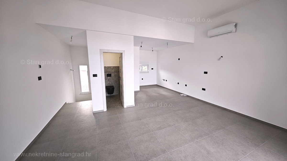 Uvala Soline, novogradnja, dvoetažni apartma z razgledom