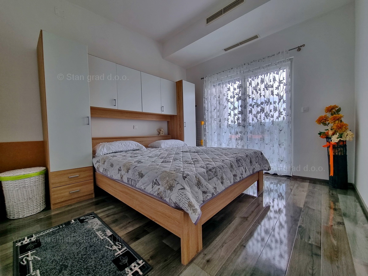 Otok Krk, Malinska, atraktiven penthouse na odlični lokaciji v bližini morja, prodamo!
