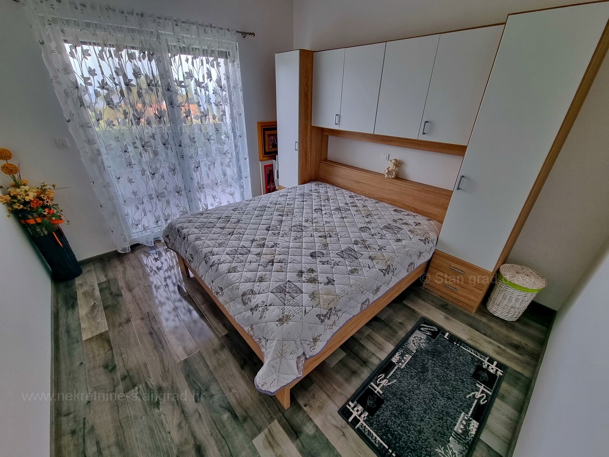 Otok Krk, Malinska, atraktiven penthouse na odlični lokaciji v bližini morja, prodamo!