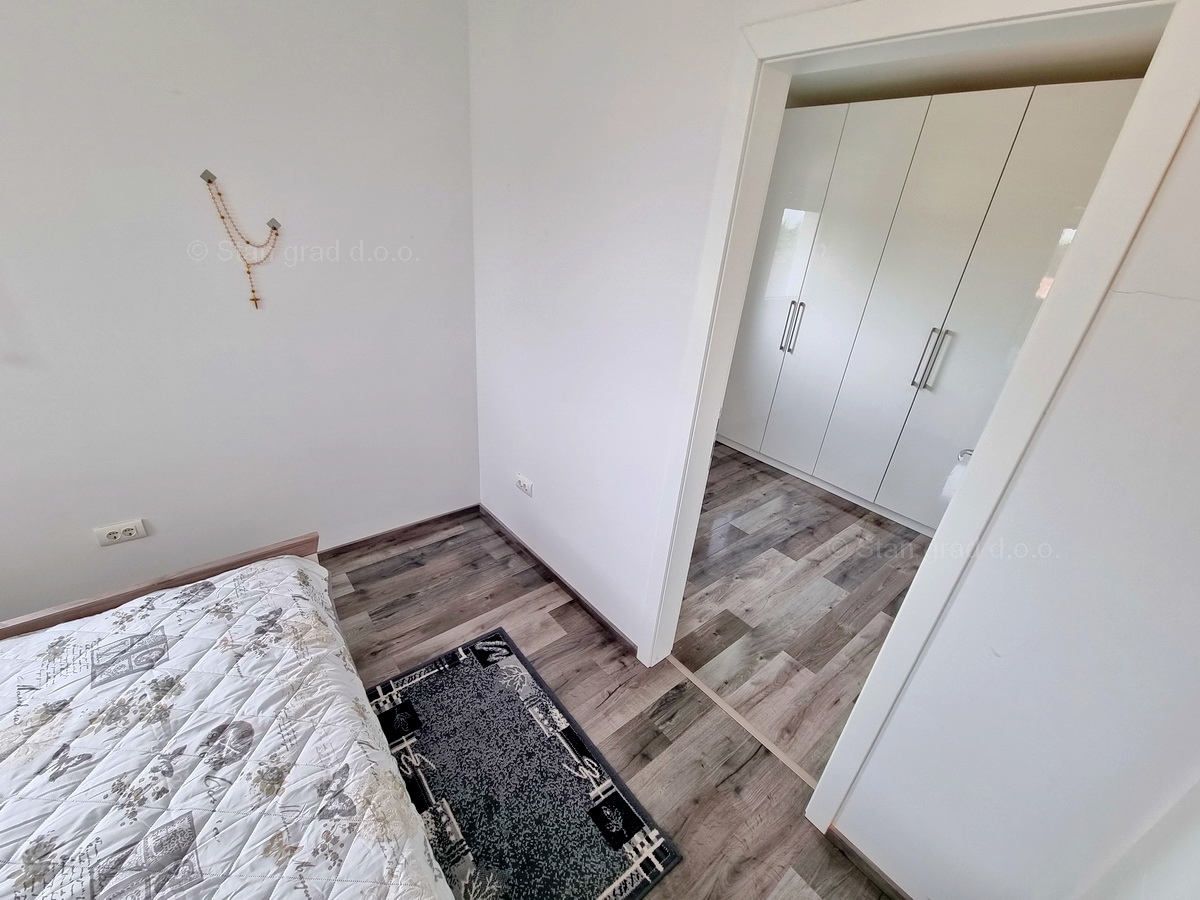 Otok Krk, Malinska, atraktiven penthouse na odlični lokaciji v bližini morja, prodamo!
