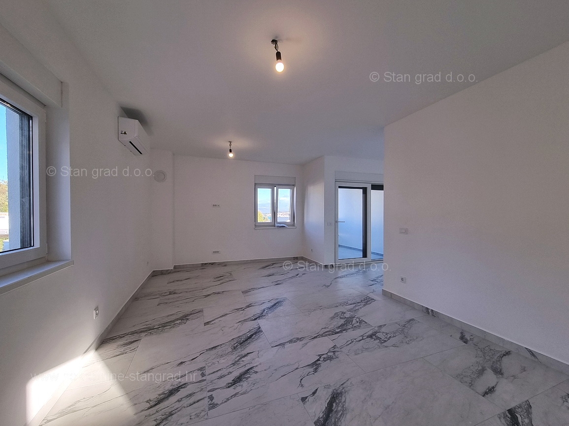 Uvala Soline, novogradnja, apartma s pogledom na morje, prodaja!