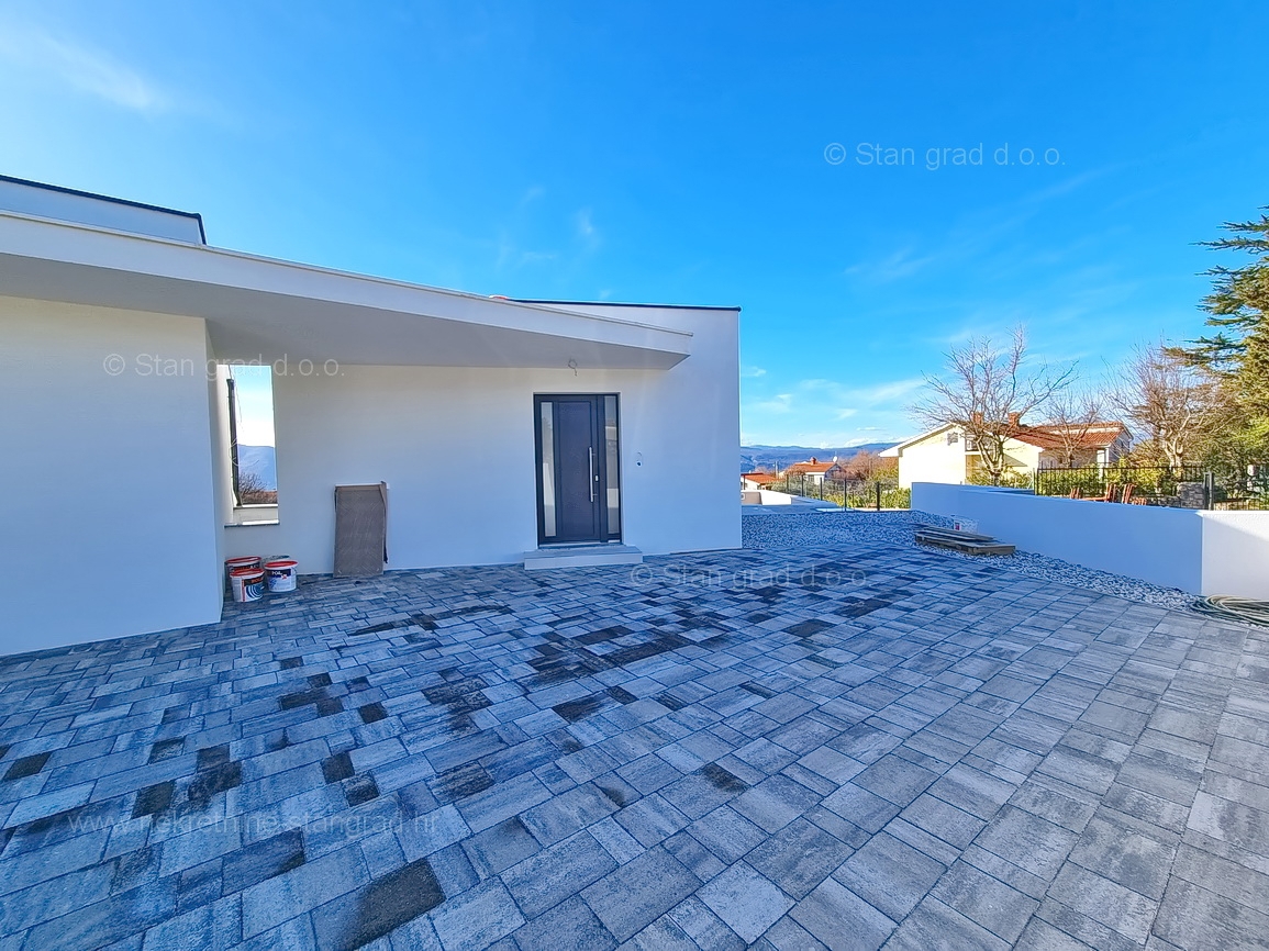 Krk, okolica, nova vila dvojček s pogledom na morje!