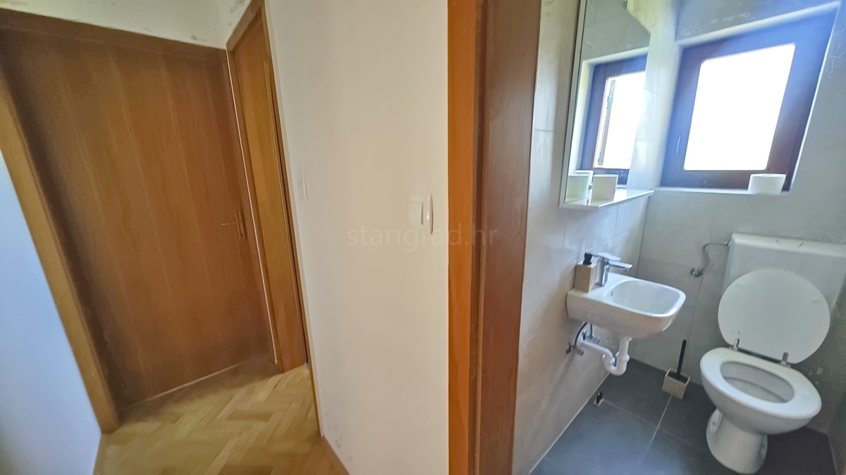Baška, stanovanje v 1. nadstropju na odlični lokaciji z razgledom!