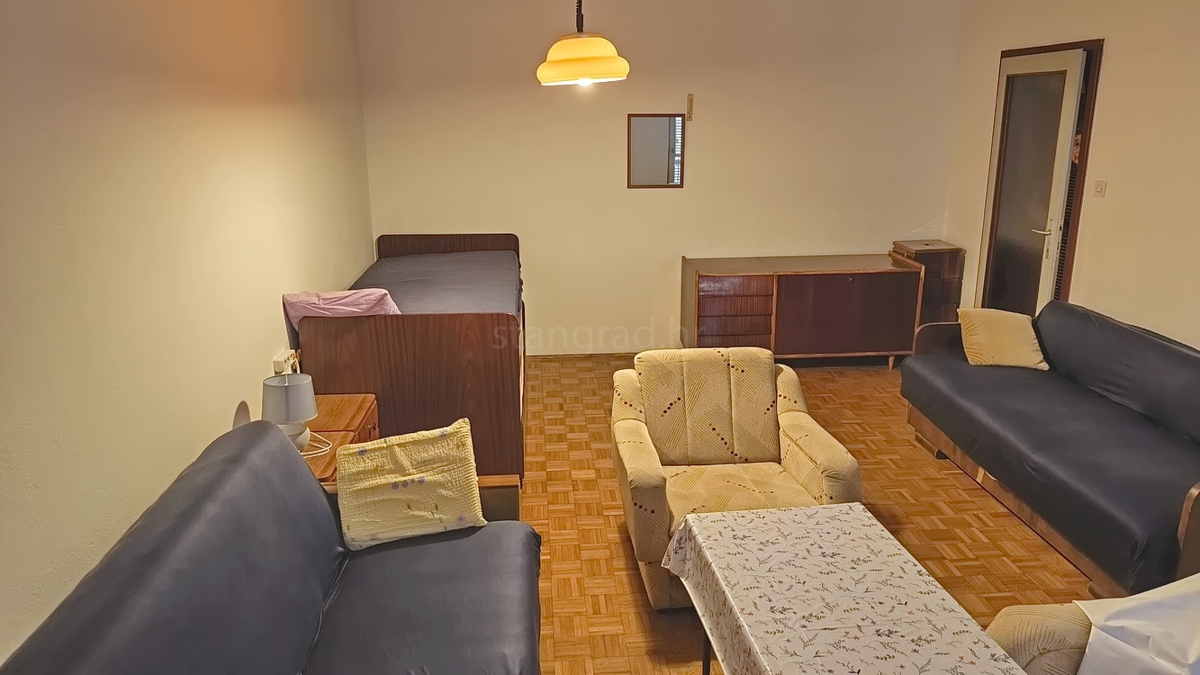 Crikvenica, enosobno stanovanje v 2. nadstropju v centru!