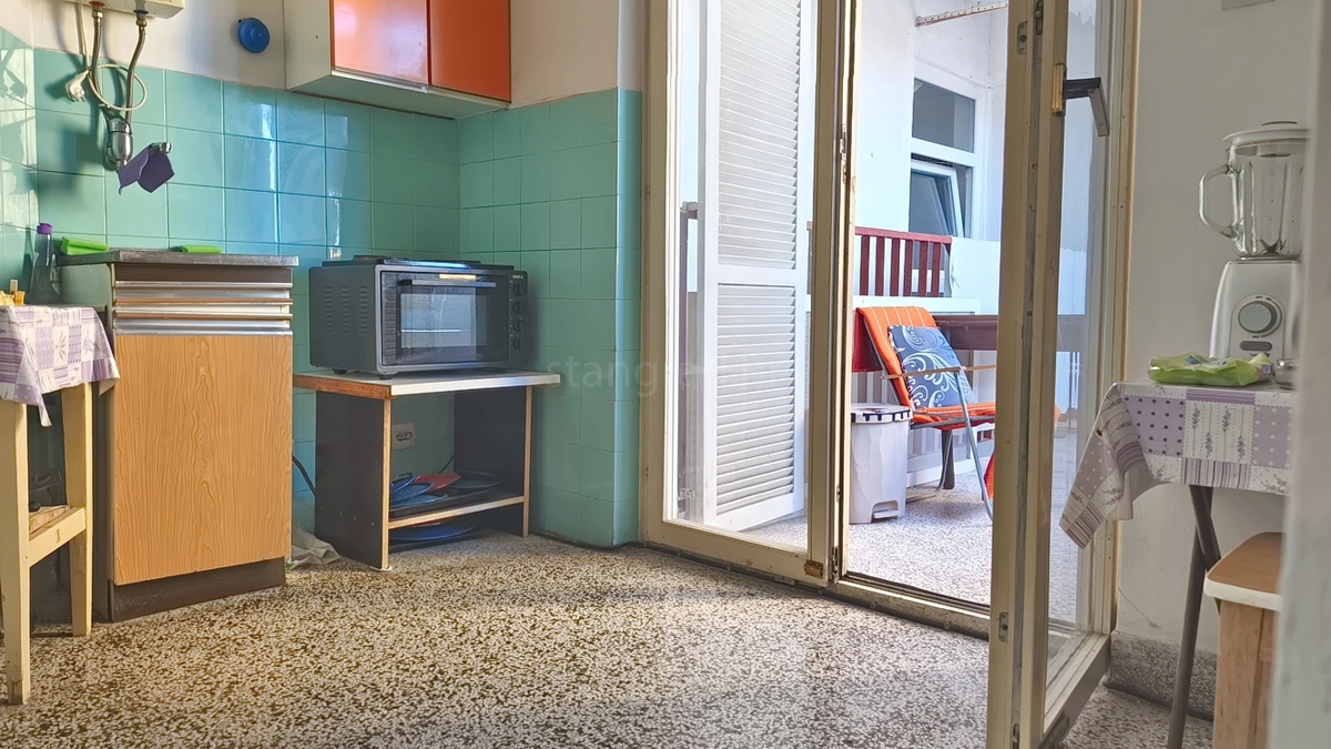 Crikvenica, enosobno stanovanje v 2. nadstropju v centru!