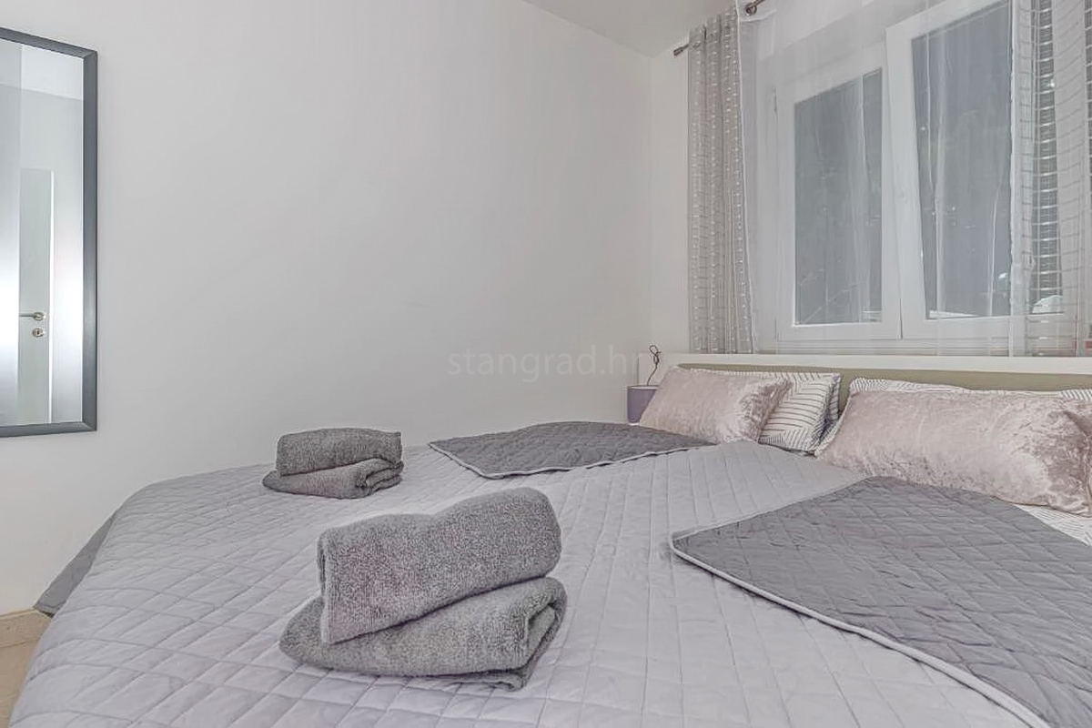 Crikvenica, vila z osmimi stanovanjskimi enotami na odlični lokaciji!