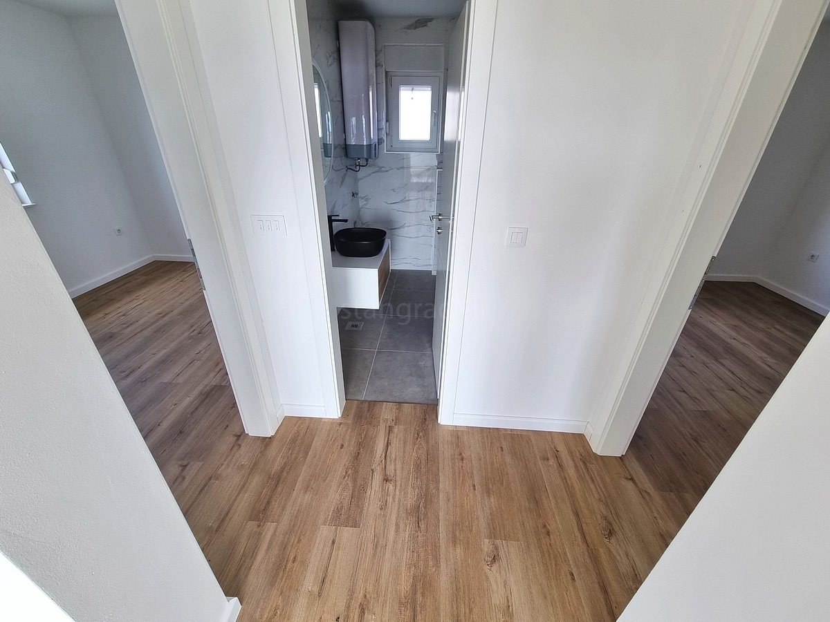 Crikvenica, prostorno stanovanje z razgledom na morje!