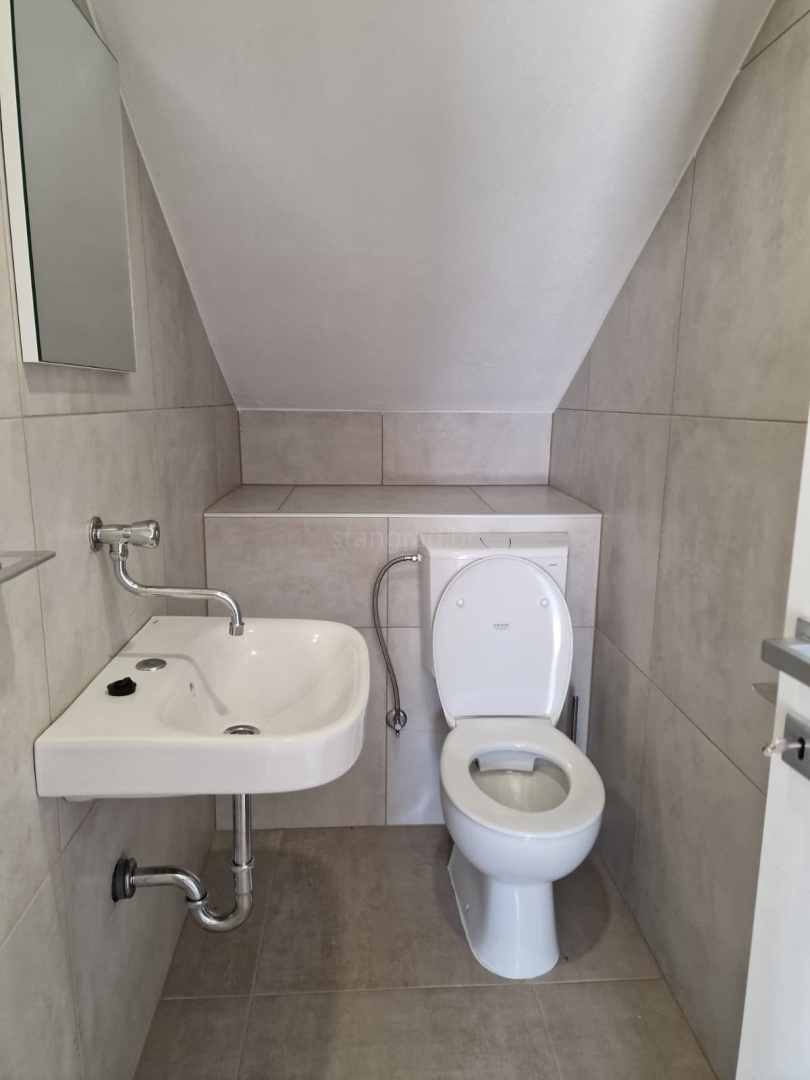 Crikvenica, nova moderna vila z bazenom in razgledom!