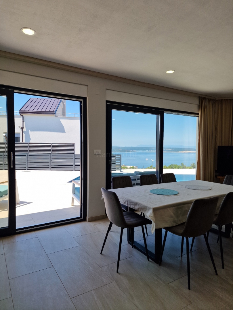 Crikvenica, nova moderna vila z bazenom in razgledom!