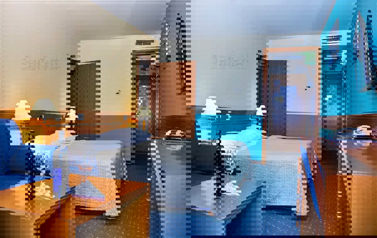 Hotel ob morju