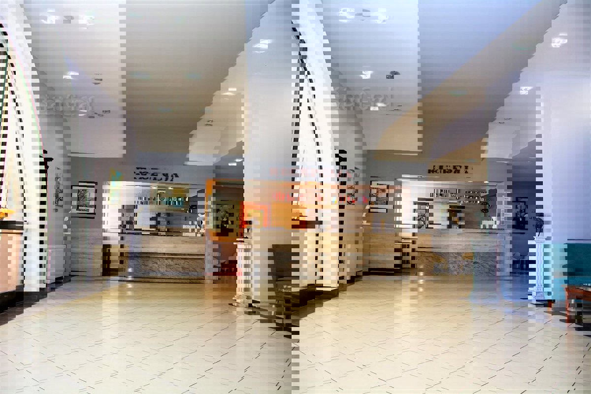 Hotel ob morju