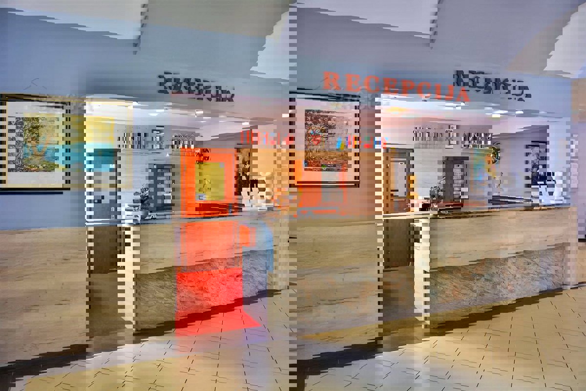 Hotel ob morju