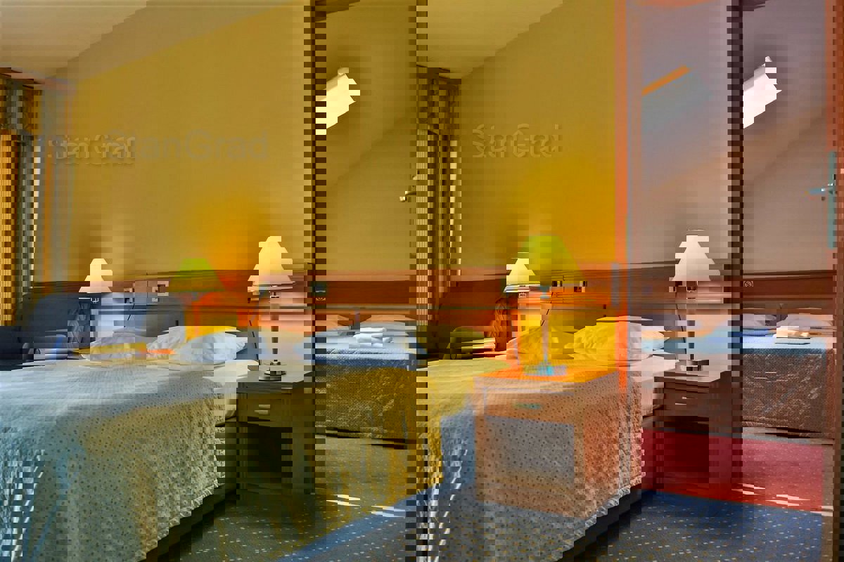 Hotel ob morju