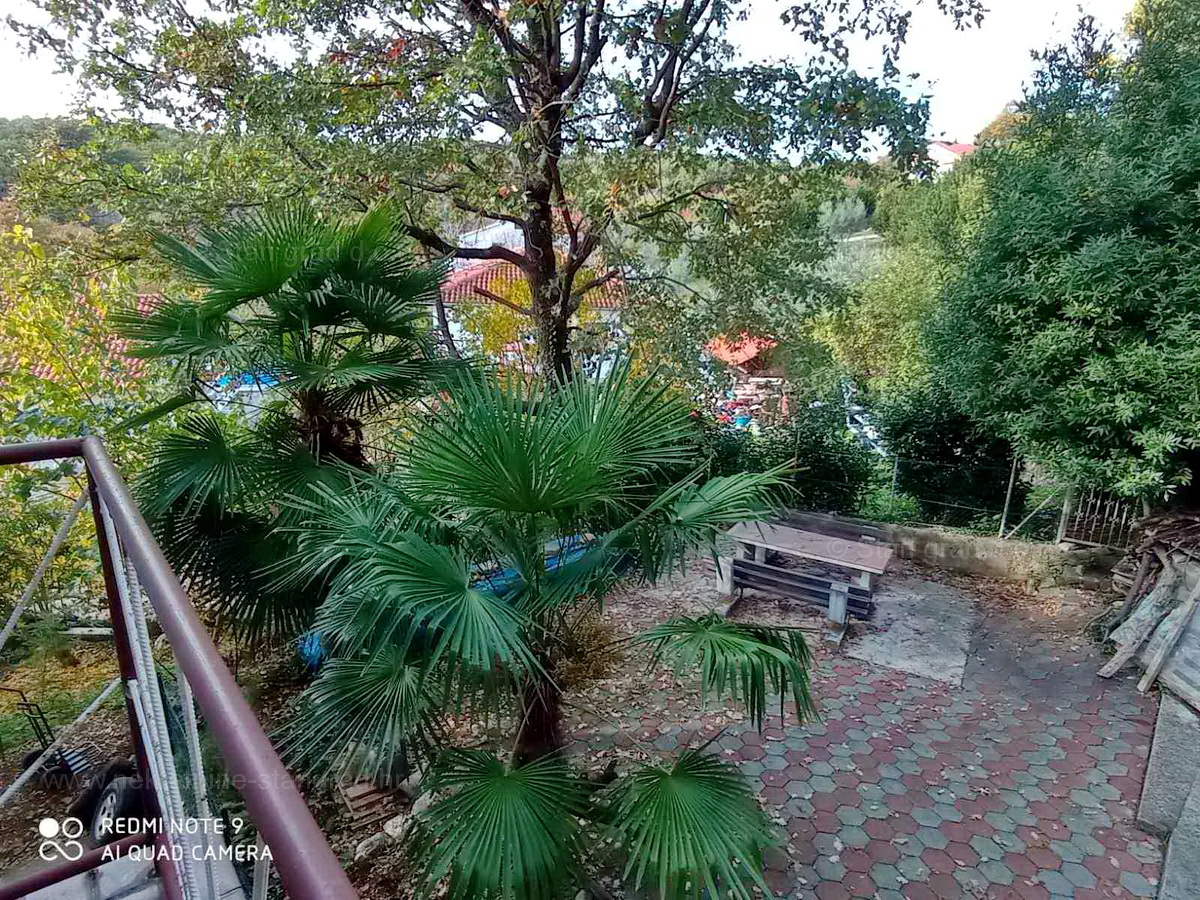 Uvala Soline, hiša dvojček z 2 apartmajema, PRODAJA!