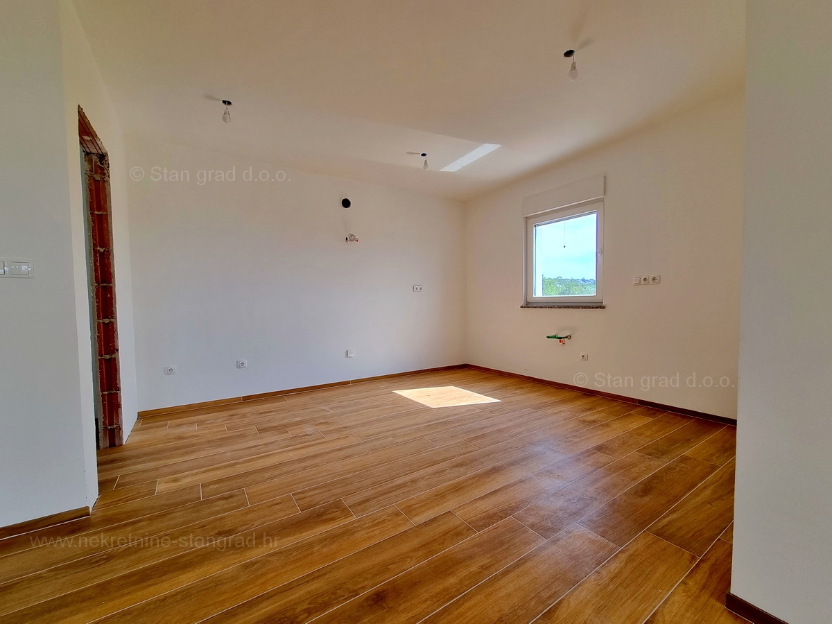 Otok Krk, Malinska, penthouse v novogradnji s pogledom na morje, prodaja!