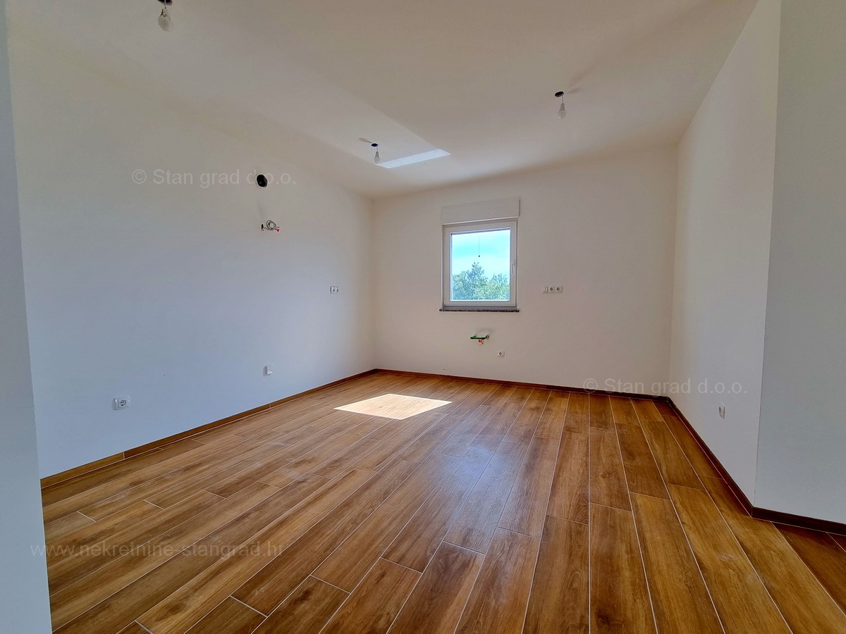 Otok Krk, Malinska, penthouse v novogradnji s pogledom na morje, prodaja!